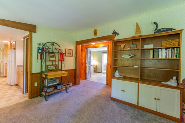 71 Mays Way, Tamworth, NH 03890