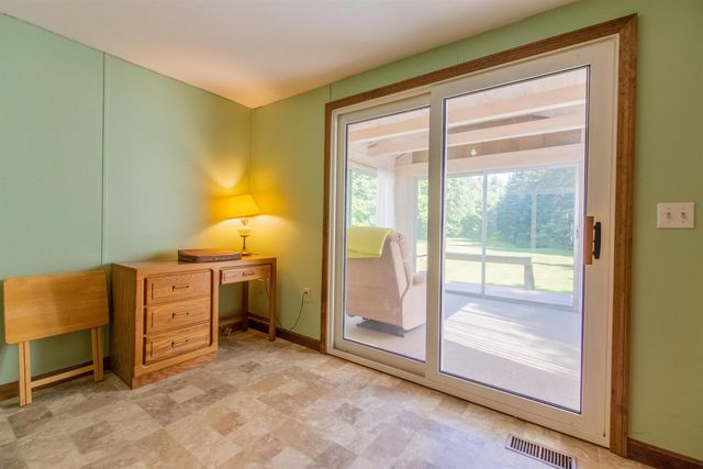 71 Mays Way, Tamworth, NH 03890