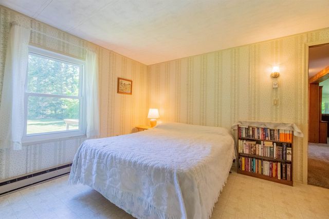 71 Mays Way, Tamworth, NH 03890