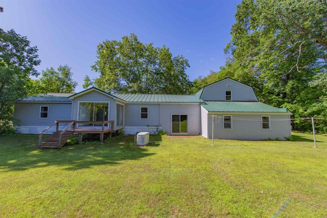71 Mays Way, Tamworth, NH 03890