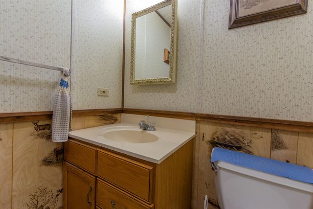 71 Mays Way, Tamworth, NH 03890
