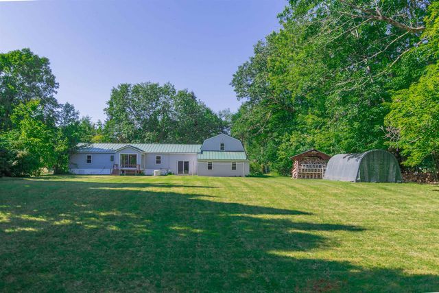 71 Mays Way, Tamworth, NH 03890