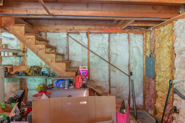 71 Mays Way, Tamworth, NH 03890