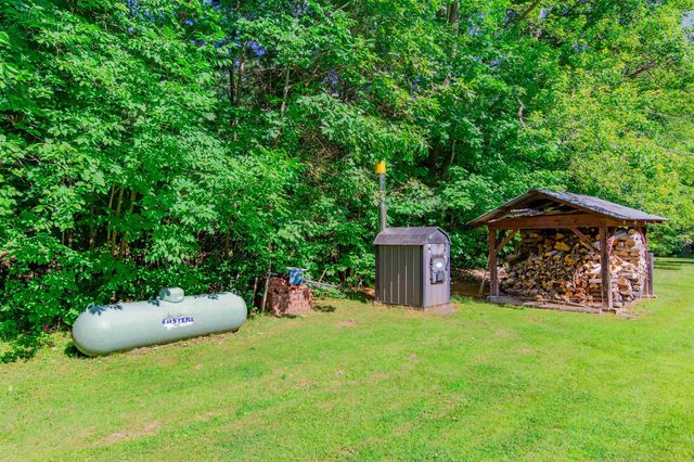 71 Mays Way, Tamworth, NH 03890