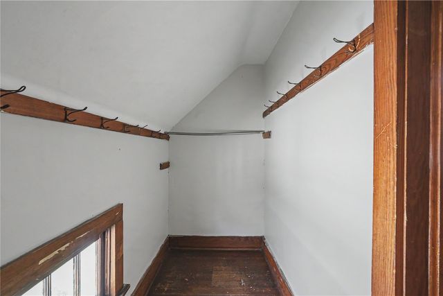 1312 Burch Avenue NW, Cedar Rapids, IA 52405