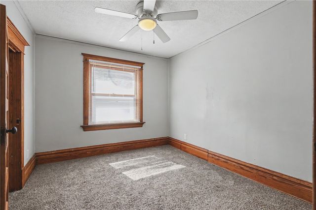 1312 Burch Avenue NW, Cedar Rapids, IA 52405