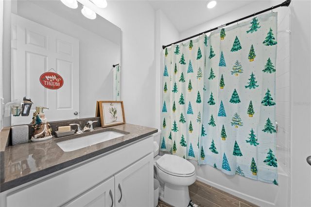 5056 CENTER COURT, St Cloud, FL 34772