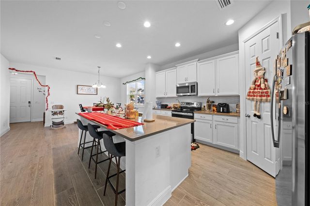 5056 CENTER COURT, St Cloud, FL 34772