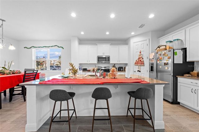 5056 CENTER COURT, St Cloud, FL 34772