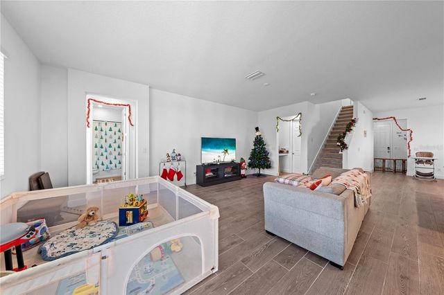 5056 CENTER COURT, St Cloud, FL 34772