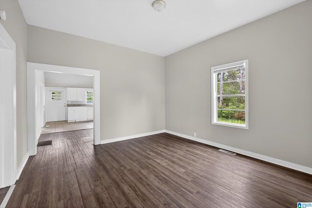 406 N NASHVILLE AVENUE, Sylacauga, AL 35150