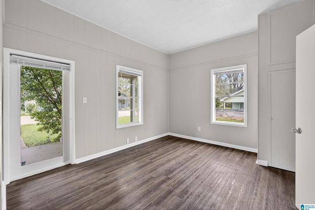 406 N NASHVILLE AVENUE, Sylacauga, AL 35150