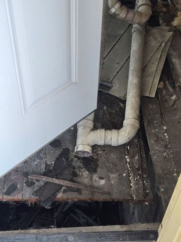 13719 S Spaulding Avenue, Robbins, IL 60472