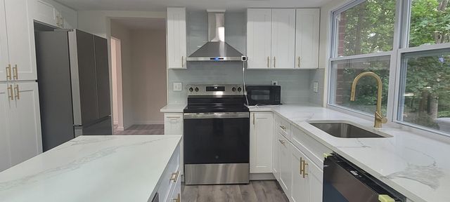 4841 Leesburg Drive, West Bloomfield Twp, MI 48323