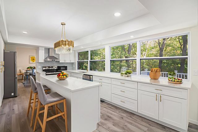 4841 Leesburg Drive, West Bloomfield Twp, MI 48323