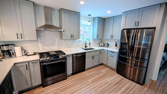 362 Woodbridge Way, Nekoosa, WI 54457