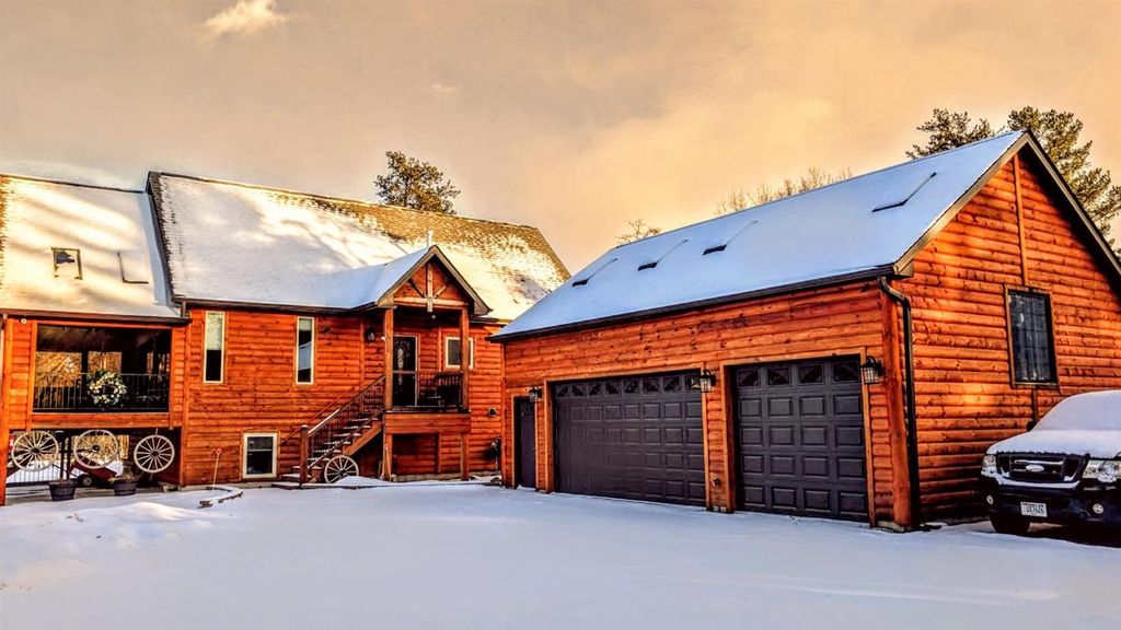 362 Woodbridge Way, Nekoosa, WI 54457