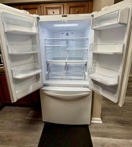 7815 PINE HILL DRIVE, Tampa, FL 33617