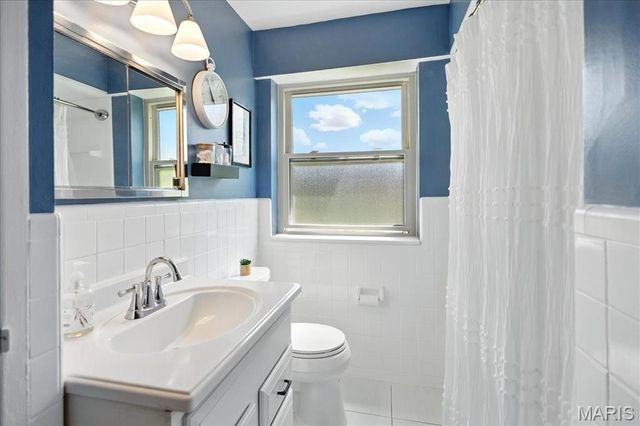 5 Delcrest Court 203, St Louis, MO 63124