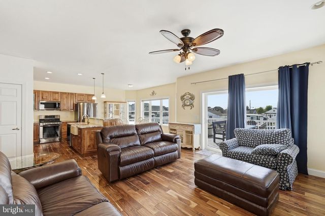 139 N SPINNAKER DR, Little Egg Harbor Twp, NJ 08087