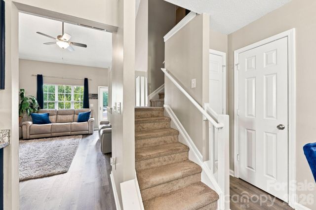 2826 Mayer House Court, Charlotte, NC 28214