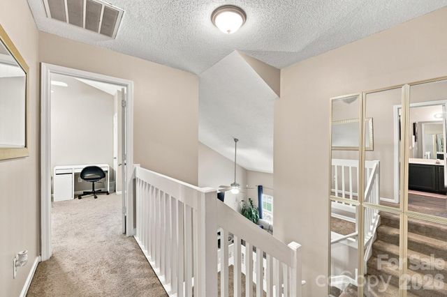 2826 Mayer House Court, Charlotte, NC 28214