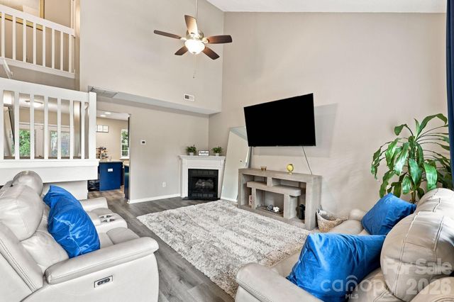 2826 Mayer House Court, Charlotte, NC 28214