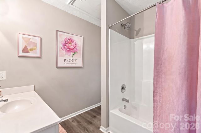 2826 Mayer House Court, Charlotte, NC 28214