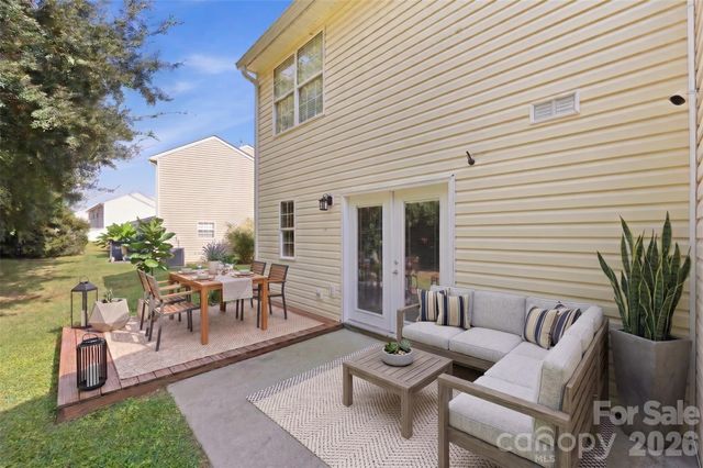 2826 Mayer House Court, Charlotte, NC 28214