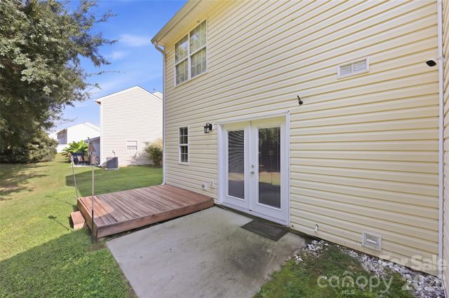 2826 Mayer House Court, Charlotte, NC 28214