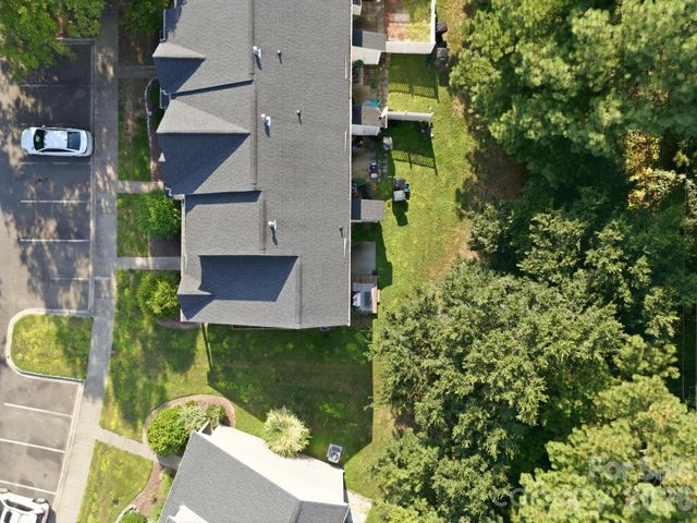 2826 Mayer House Court, Charlotte, NC 28214