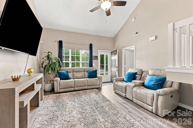 2826 Mayer House Court, Charlotte, NC 28214