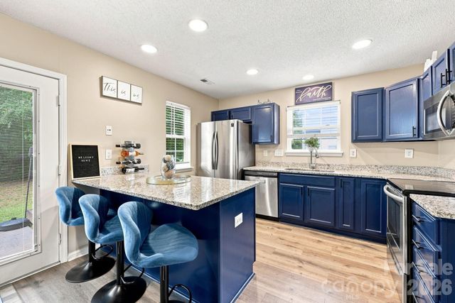 2826 Mayer House Court, Charlotte, NC 28214