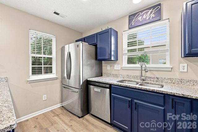 2826 Mayer House Court, Charlotte, NC 28214