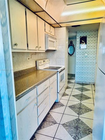 251 174th Street 1715, Sunny Isles Beach, FL 33160