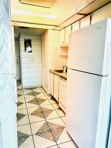 251 174th Street 1715, Sunny Isles Beach, FL 33160