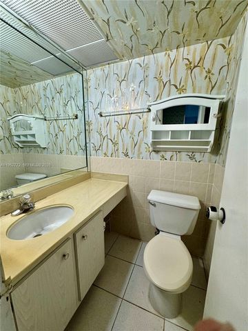 251 174th Street 1715, Sunny Isles Beach, FL 33160