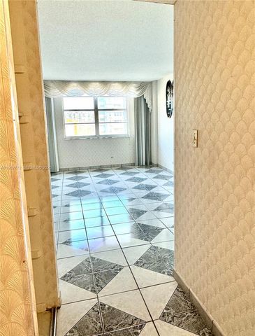 251 174th Street 1715, Sunny Isles Beach, FL 33160