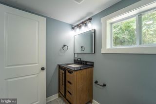 16 PAROLE ST, Annapolis, MD 21401