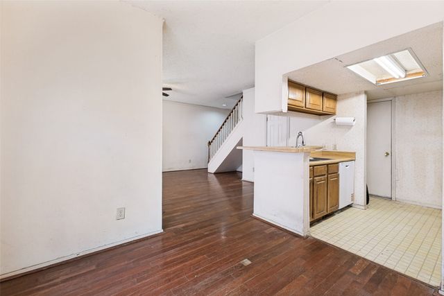 7151 Gaston Avenue 802, Dallas, TX 75214