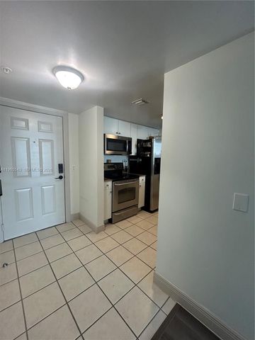 60 NW 37th Ave 1205, Miami, FL 33125