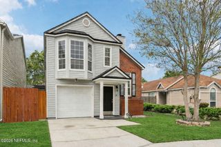 598 STAFFORDSHIRE Drive E, Jacksonville, FL 32225