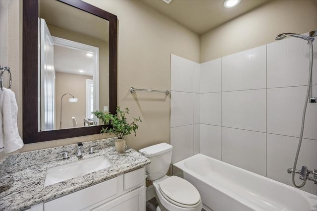 4210 Eigel Street, Houston, TX 77007