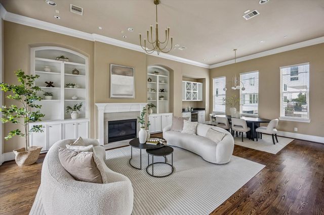 4210 Eigel Street, Houston, TX 77007