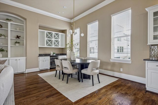 4210 Eigel Street, Houston, TX 77007
