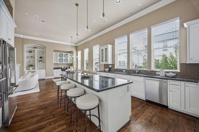 4210 Eigel Street, Houston, TX 77007