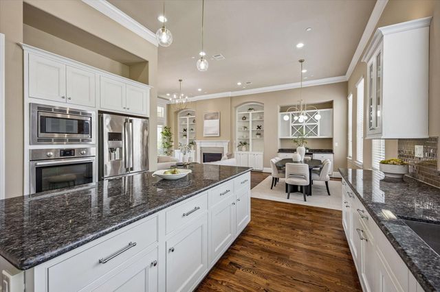 4210 Eigel Street, Houston, TX 77007