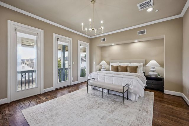 4210 Eigel Street, Houston, TX 77007