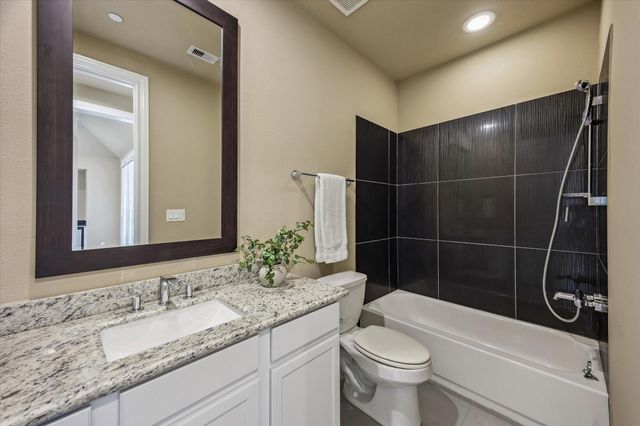 4210 Eigel Street, Houston, TX 77007