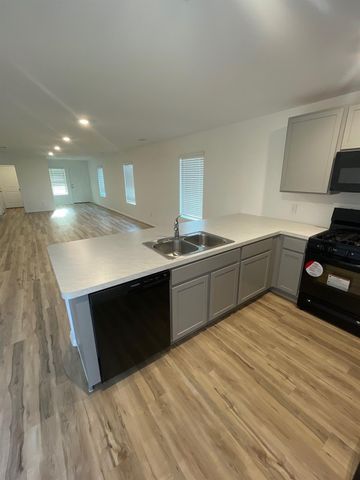 7814 Switchgrass Creek Dr, Katy, TX 77493